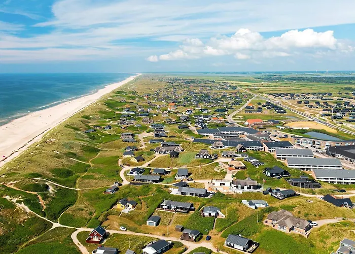 6 Person In Apartment