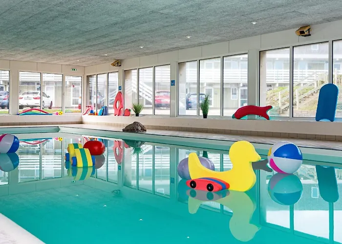 Apartment 6 Person In